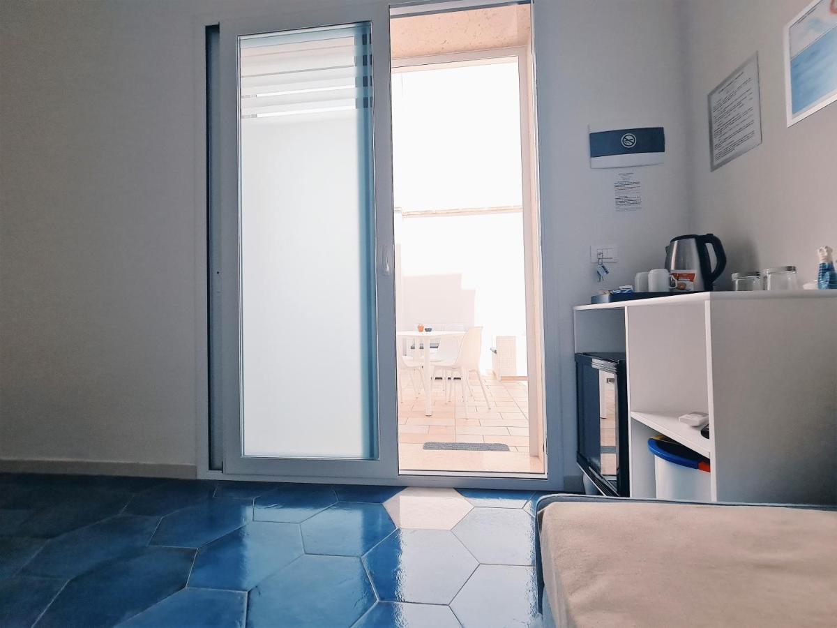 Kalinifta Rooms Apartment Торре-Лапилло Экстерьер фото