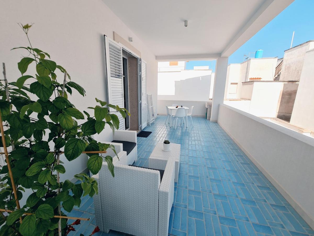 Kalinifta Rooms Apartment Торре-Лапилло Экстерьер фото